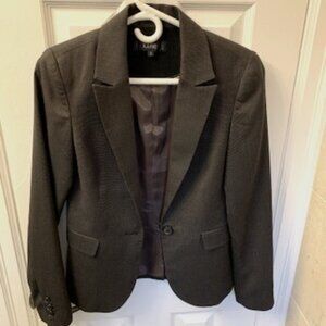 Icone Size 4 Fitted Long Sleeve Blazer with 1 Button | Neutral color